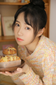 美女扒开腿让男人桶爽直播